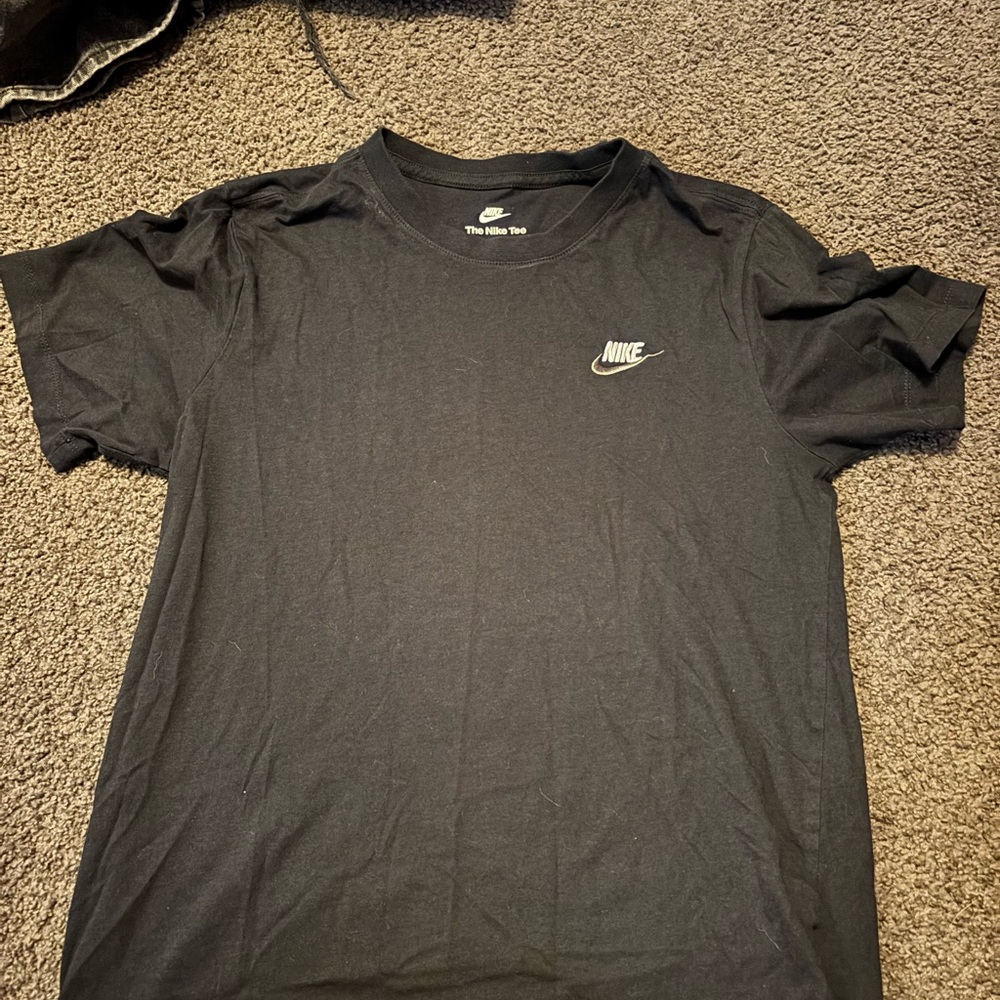 Nike Black Short Sleeve Tees